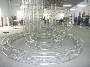 婚慶禮儀桁架定制與租賃全攻略 金騰展示器材廠專業服務解析